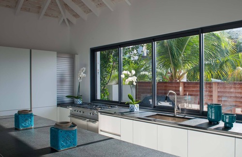 Vitet Villa | Villa Feyrouz: Oceanfront Retreat with Private Pool