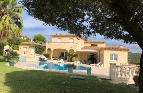 Sainte-Maxime Villa | Villa Fidji: Family-Friendly Retreat with Pool & Hot Tub