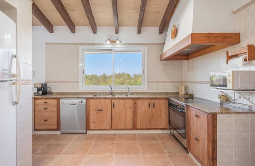 Felanitx Villa | Relaxing Villa 'Finca Can Tomeu' with Pool and Mountain Views