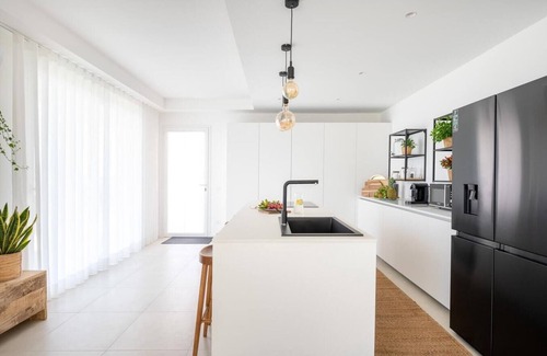 Arenella Villa | Exclusive Villa Retreat with Pool in Beautiful Sicily