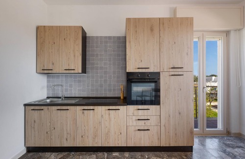 Campomarino di Maruggio Apartment | Discover Villa Fiorezza: Ocean View & Pet-Friendly Retreat