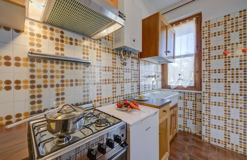 Colombare Apartment | Exceptional Villa Fiorita with Ocean View in Sirmione, Italy