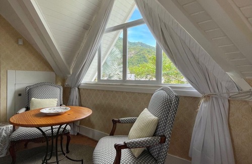 Recreio dos Bandeirantes House | Villa Firenze: Discover Paradise Beaches in Rio de Janeiro