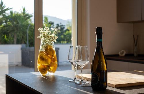 Calatabiano Villa | Exquisite Villa Flara Relais: Oceanfront Haven
