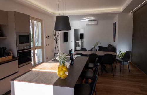 Calatabiano Villa | Exquisite Villa Flara Relais: Oceanfront Haven