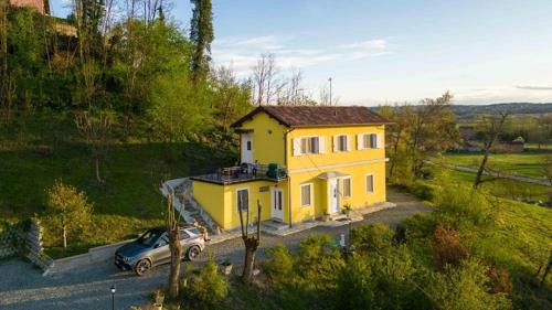 Capriata d'Orba House | Villa Flora in Capriata d'Orba - Rated 9/10, Pet Friendly!