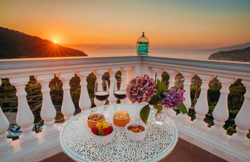 Sant'Agnello Villa | Villa Flore: Oceanfront Bliss with Spa & 9.9/10 Rating