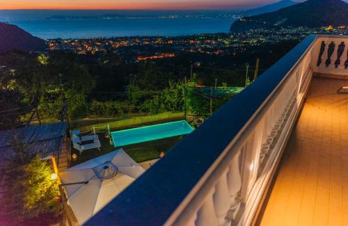 Sant'Agnello Villa | Villa Flore: Oceanfront Bliss with Spa & 9.9/10 Rating