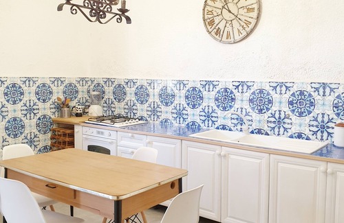 Casteldaccia House | Villa Flore: Oceanfront Loft with Pool and Breakfast Included