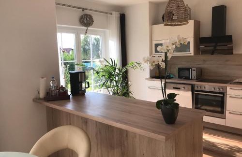 Bad Liebenstein Apartment | Elegant Villa Florentine: 5-Star Stay with Breakfast Included