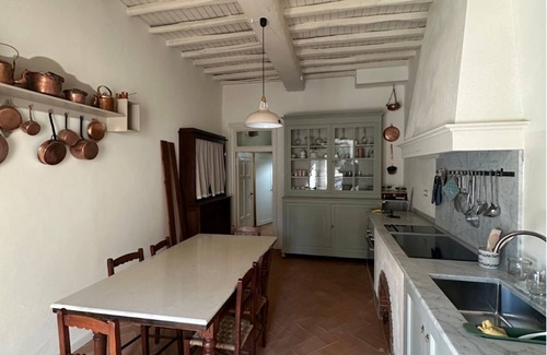 Bagno a Ripoli Villa | Villa FontenisionLuxury Retreat with Pool and Breathtaking Views