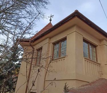 Fonyod Apartment | Villa Fonyód: Guest Rated 10/10, Pet & Child Friendly