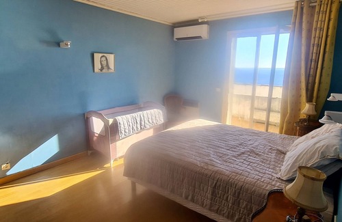 Figarella House | Relaxing Villa for 10 with Pool and Ocean Views