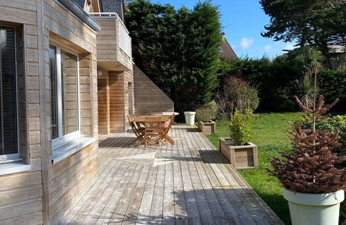 Agon-Coutainville House | Spacious Villa for 12, Steps from the Beach with Pool