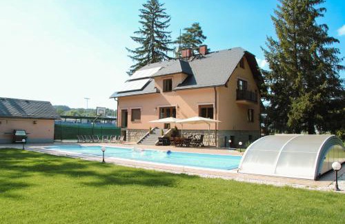 Mikulovice Villa | Spacious Villa for 20 with Hot Tub and Ocean Views