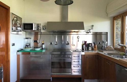 Vilarrube Villa | Cozy Villa Steps from Surf Beach with Pool & Spa