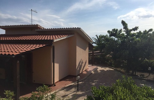 Condofuri Villa | Cozy Villa by the Sea in Costa dei Saraceni, Bova Marina