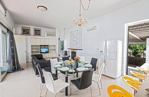 Ayia Napa Cottage | Family-Friendly Villa with Private Pool in Ayia Napa