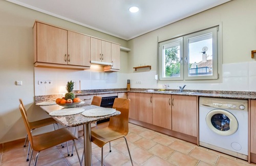Calpe Ski Chalet | Pet-Friendly Villa in Calpe with Spa & Breakfast Options