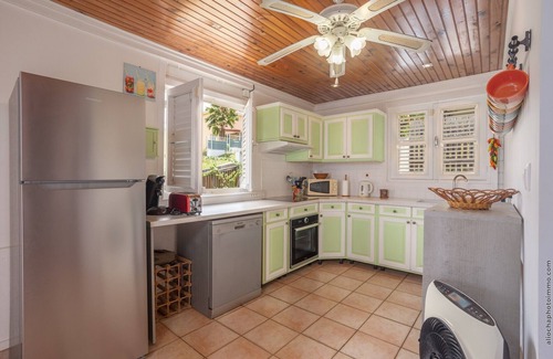 Les Anses-d'Arlets Villa | Enchanting Villa in Anses-d'Arlet for 10-12 Guests