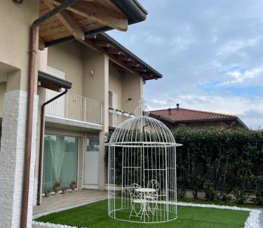 Cesenatico Apartment | Villa Forni: Family-Friendly Getaway with Dining & Kitchen