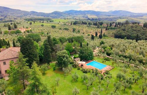 Bagno a Ripoli Villa | Explore Villa Fortini: Oceanfront Haven with Pool Access