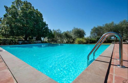 Bagno a Ripoli Villa | Explore Villa Fortini: Oceanfront Haven with Pool Access