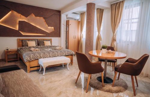 Varosh Apartment | Villa Fortuna: Oceanfront Escape with a 9/10 Guest Rating