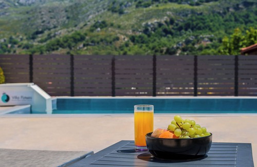 Rethymno Villa | Relax at Villa Foteini Gerakari Mountain Resort Retreat