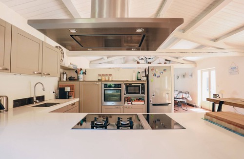 Rivedoux-Plage Villa | Villa Foulquier with Oceanfront Heated Pool & Spa Amenities