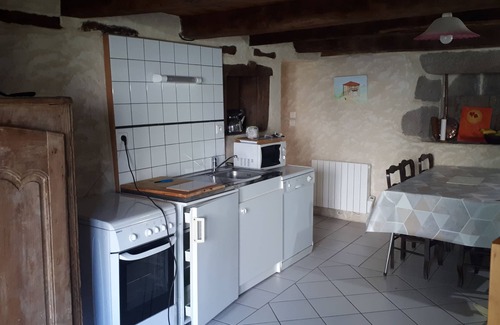 Quezac House | Villa: Guest Rated 10/10 with Spa, Pool & Pet-Friendly Perks
