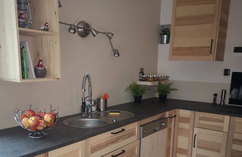 Saint-Andre-d'Olerargues Villa | Villa Privée: Relax with Pool, Spa & Arcade Fun