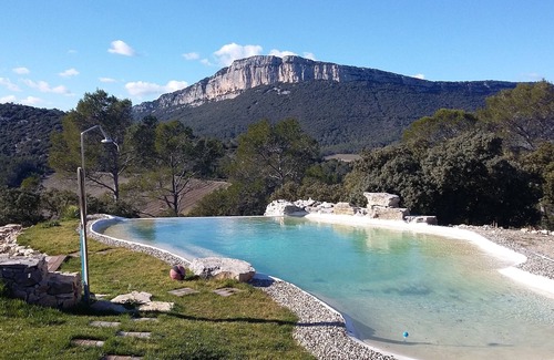 Saint-Mathieu-de-Treviers Villa | Tranquil Villa in South of France with Private Pool & Wellness