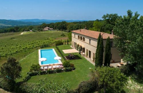 Buonconvento Villa | Villa Fragranza: Guest Rated 10/10 with Pool & Pet-Friendly