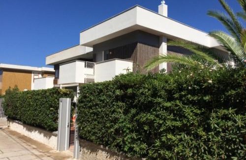 Casteldaccia Villa | Villa Franca Baldo: Enjoy Breakfast and Kitchen Amenities