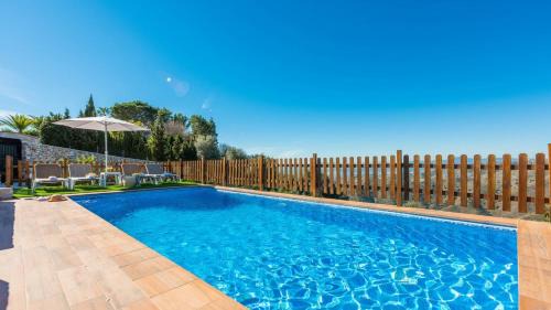 Torrox Villa | Relax at Villa Francisco Torrox with Pool & Family-Friendly Amenities