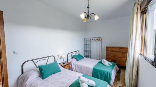 Iznajar Villa | Discover Villa Fraskito Iznajar: Family-Friendly Oasis