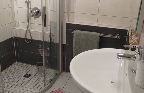 Bad Urach Apartment | Villa Freudenberg: Scenic Retreat Near Hiking Trails