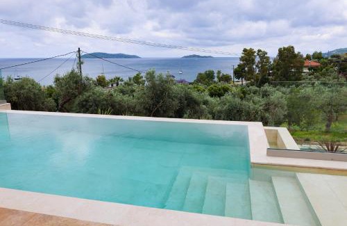 Skiathos Town Villa | Unforgettable Stay at Villa Ftelia Oasis, Skiathos