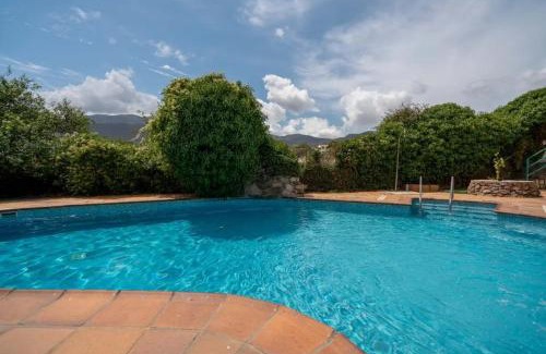 Fondon Villa | Oceanfront Villa Fuente Victoria with Pool & Pet-Friendly Stay