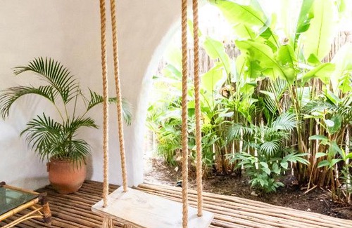 Caraiva House | Villa Fulô: Oceanfront Bliss with Spa & Pool Access