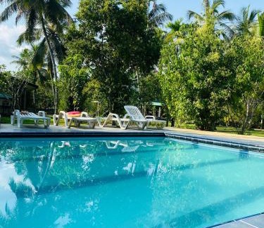 Kaduruduwa House | Top-Rated Villa Gaetano in Unawatuna with Pool & Breakfast