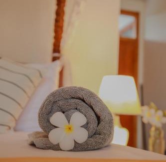 Kaduruduwa House | Top-Rated Villa Gaetano in Unawatuna with Pool & Breakfast