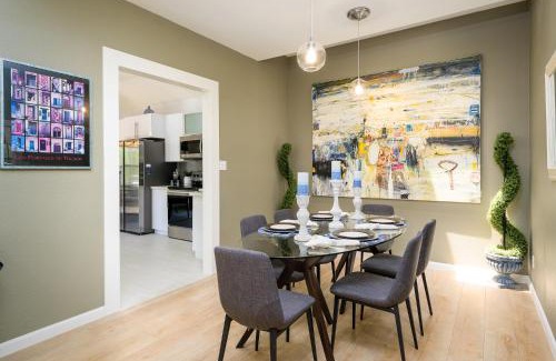 The Pavillions Apartment | Cozy Villa Gainey Ranch Condo with Pool and Hot Tub