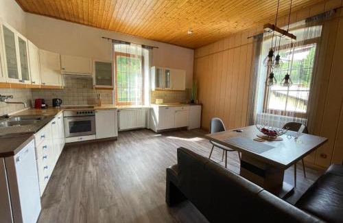 Muerzzuschlag Apartment | Villa Ganzstein Appartement: Pet-Friendly & Family Friendly