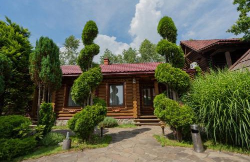 Solochyn Hotel | Tranquil Villa Garden Hotel with Pool and Oceanfront Views