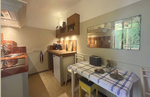 La Seyne-sur-Mer Villa | Villa garden level, cool and quiet, sandy beach 3' walk!