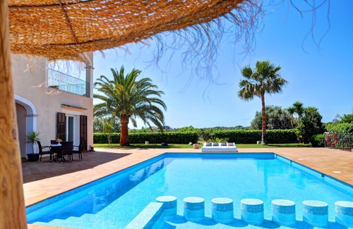 Felanitx Villa | Discover VILLA GATONA: Oceanfront Villa with Pool & Spa