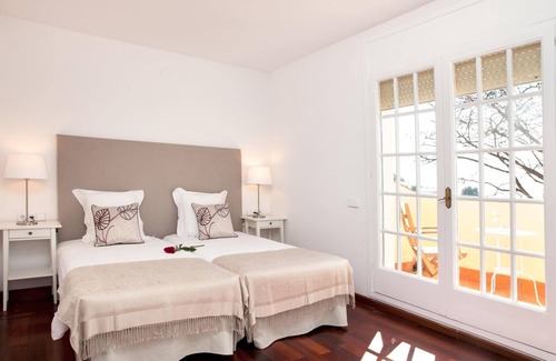 Sant Just Desvern Villa | Villa Gaudi: Spacious Hilltop Retreat with 6 Bedrooms
