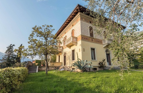 Malcesine Villa | Villa "Gelmi": Lake View Escape with Wi-Fi and Terrace